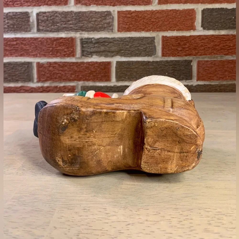 Vintage‎ Artmark’s Christmas Santa w/Book Sitting on Ceramic Boot Shoe Planter